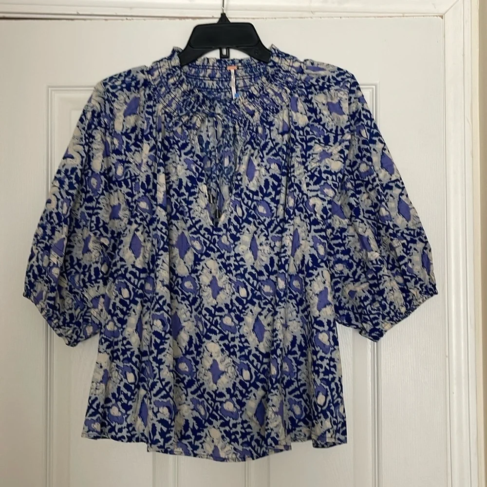 Free People - Willow Printed Blouse Smocked Puff Sleeves Top -Size L
